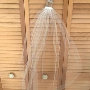 Bridal blusher veil